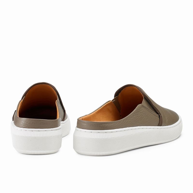 Russell And Bromley Clearcut Slip On Sneakers Dame Brune | VJC4469DC