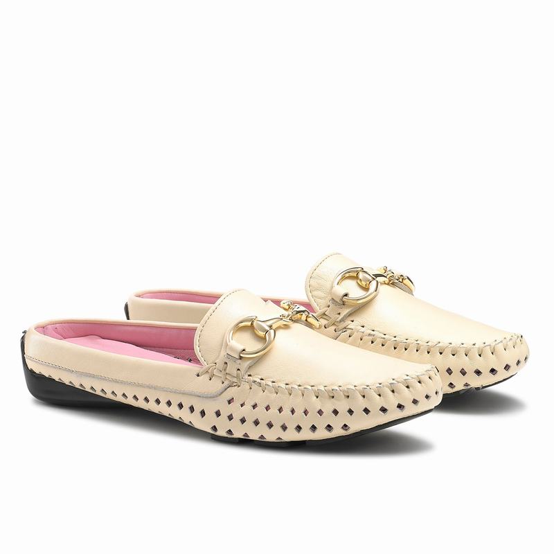 Russell And Bromley Perlamule Mokkasiner Dame Hvide Hvide | EZP9878MK