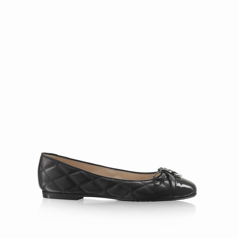 Russell And Bromley Charming Balletsko Dame Sort | VVO2044WZ